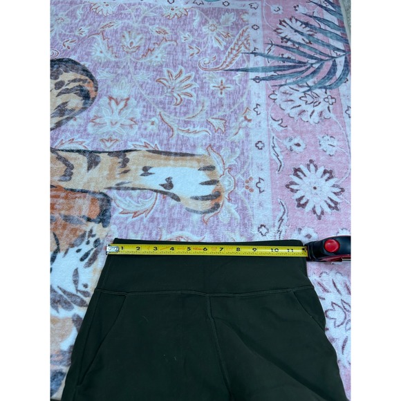 Lululemon Dark Olive Align Crop Jogger 23" Size 4 Athletic Workout - Picture 4 of 6